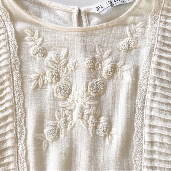 OFFERS WELCOME
ZARA Boho Muslin Lace & Beads Cream Top - Picture 3 of 16